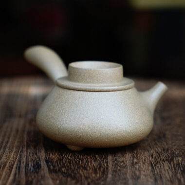 Full Handmade Yixing Zisha Teapot [Tang Yu Pot] (Qing Duan Ni – 180ml)