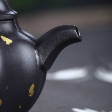 Full Handmade Yixing Zisha Teapot [Golden Lotus Seed Pot] (Shi Huang – 300ml)