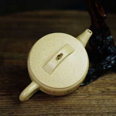 Full Handmade Yixing Zisha Teapot [Hanwa Pot] (Benson Lu Ni – 160ml)