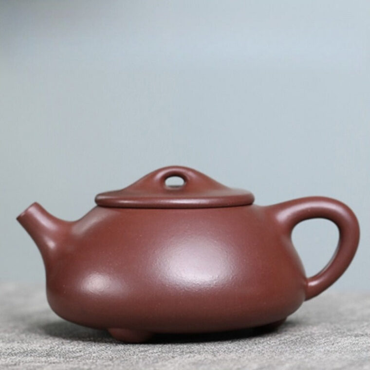 Full Handmade Yixing Zisha Teapot [Jingzhou Shi Piao Pot] (Zi Ni – 300ml)