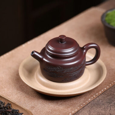 Yixing Zisha Teapot [Shanshui Dezhong] (Gu Hong Ni – 200ml)