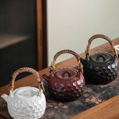 Retro Ceramic Direct Fire Teapot [Tiliang Hammer Pattern Pot] 600ml