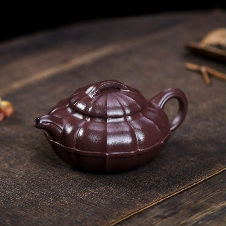 Full Handmade Yixing Zisha Teapot [Qing Yuan] (Zi Ni – 200ml)