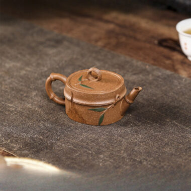 Full Handmade Yixing Zisha Teapot [Zhu Jie Pot] (Jin Jiang Po Ni – 90ml)