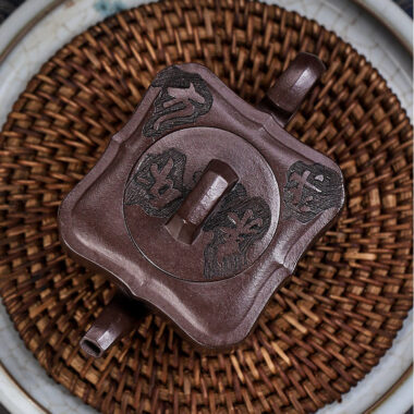 Full Handmade Yixing Zisha Teapot [Gao Peng Man Zuo] (Lao Zi Ni – 180ml)
