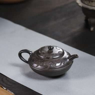 Full Handmade Yixing Zisha Teapot [Yu Yuan] (Tian Qing Ni – 180ml)