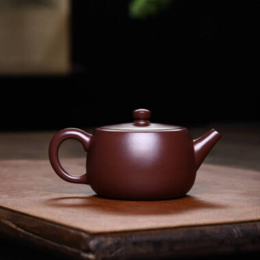Full Handmade Yixing Zisha Teapot [Ping Gai Zhi Liu Pot] (Lao Zi Ni – 250ml)