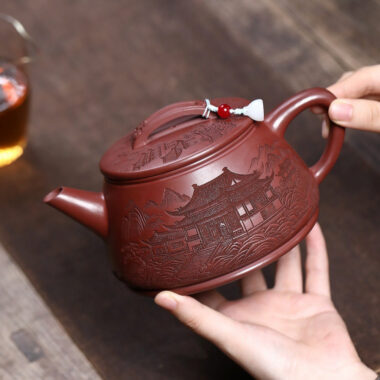 Yixing Zisha Teapot [Guan Jing Hanwa] (Hong Pi Long – 640ml)