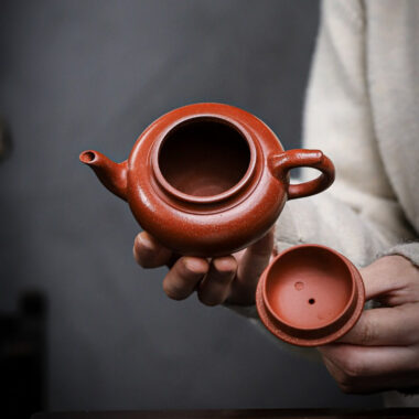 Yixing Zisha Teapot [Xiao Ying] (Jiang Po Ni – 220ml)