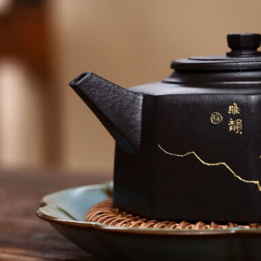 Full Handmade Yixing Zisha Teapot [Bafang Yu Zhu Pot] (Shi Huang – 260ml)