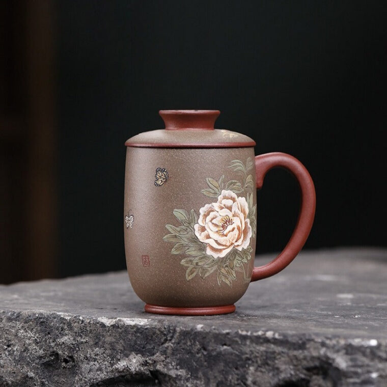 Master Handmade Yixing Zisha Tea Mug [Ji Xiang] (Long Xue Sha – 200ml)