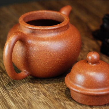 Full Handmade Yixing Zisha Teapot [Duo Qiu Pot] (Jiang Po Ni – 200ml)
