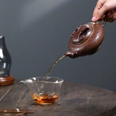 Yixing Zisha Teapot [Niu Gai An Xiang] (Duan Ni Firewood Firing – 300ml)