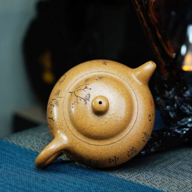 Full Handmade Yixing Zisha Teapot [Yuan Zhu Pot] (Wucai Lao Duan Ni – 220ml)