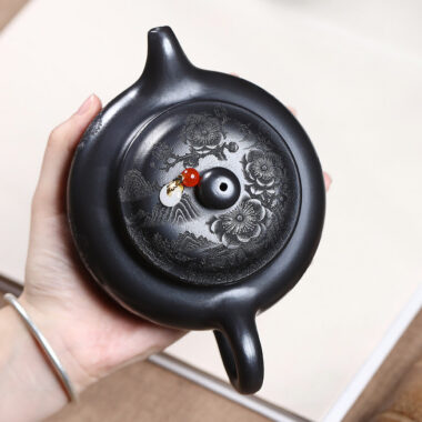 Yixing Zisha Teapot [Shanshui Fanggu] (Shi Huang – 400ml)