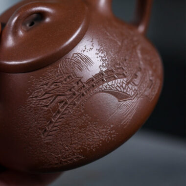 Full Handmade Yixing Zisha Teapot [Jiangnan Ziye Shi Piao] (Lao Zi Ni – 120ml)