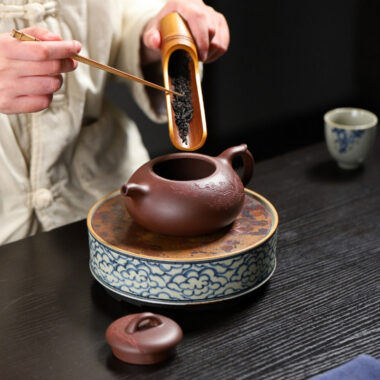 Yixing Zisha Teapot [Han Xiang] (Di Cao Qing – 330ml)
