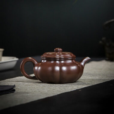 Full Handmade Yixing Zisha Teapot [Siji Ruyi] (Jin Sha Zi Ni – 190ml)