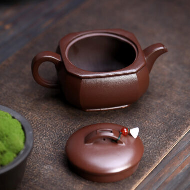Yixing Zisha Teapot [Fangyuan Hanwa] (Zi Ni – 320ml)