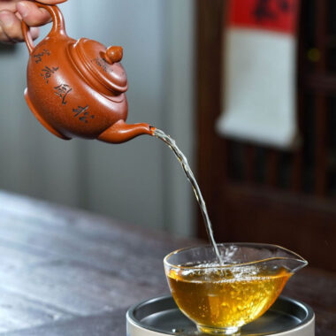 Yixing Zisha Teapot [Song Feng Xiao Ying] (Zhu Ni – 300ml)
