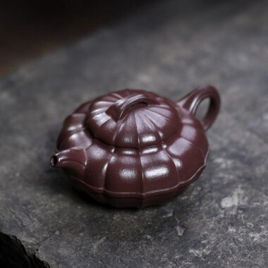 Full Handmade Yixing Zisha Teapot [Qing Yuan] (Zi Ni – 200ml)