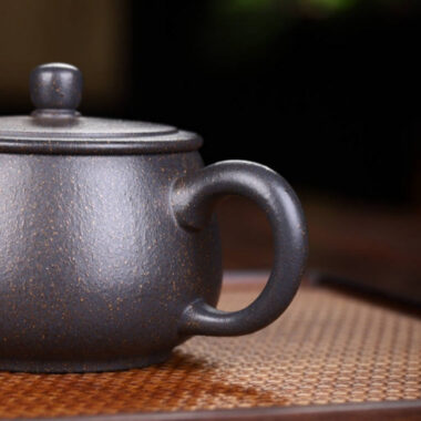 Full Handmade Yixing Zisha Teapot [Hanwa Pot] (Tian Qing Ni – 250ml)