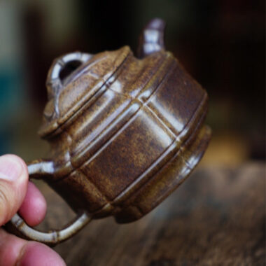 Full Handmade Yixing Zisha Teapot [Liufang Zhu Gu Pot] (Qing Duan Ni Firewood Fired – 200ml)