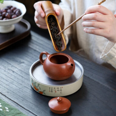 Yixing Zisha Teapot [Bao Chun Xishi] (Jiang Po Ni – 230ml)