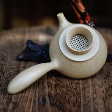 Full Handmade Yixing Zisha Teapot [Tang Yu Pot] (Qing Duan Ni – 180ml)
