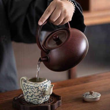 Retro Ceramic Direct Fire Teapot [Wang Yue Tiliang Pot] 800ml