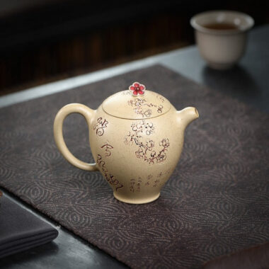 Full Handmade Yixing Zisha Teapot [Ta Xue Xun Mei] (Bensan Lu Ni – 150ml)
