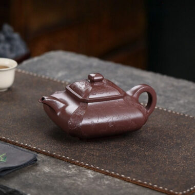 Full Handmade Yixing Zisha Teapot [Ju Fu] (Zi Ni – 450ml)