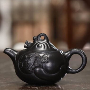 Full Handmade Yixing Zisha Teapot [Carp Dragon Pot] (Hei Ni – 170ml)