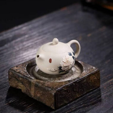 Yixing Zisha Teapot [Peony Xishi] (Bai Duan Ni – 230ml)