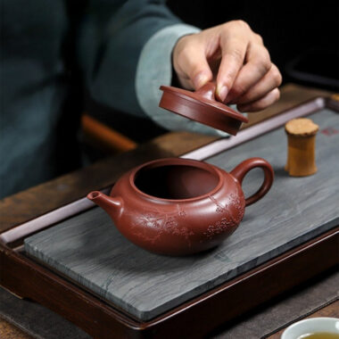 Full Handmade Yixing Zisha Teapot [Han Xiang] (Hong Pi Long – 350ml)