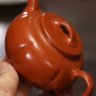 Full Handmade Yixing Zisha Teapot [Jin Nang Pot] (Zhao Zhuang Zhu Ni- 190ml)
