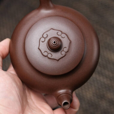 Full Handmade Yixing Zisha Teapot [Elegant Bamboo Pot] (Zi Ni – 300ml)