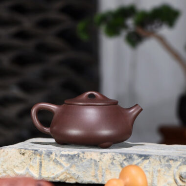 Full Handmade Yixing Zisha Teapot [Jingzhou Shi Piao Pot] (Di Cao Qing – 350ml)