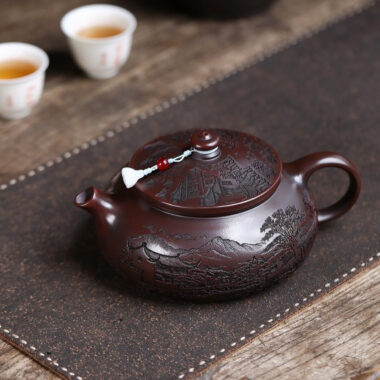 Yixing Zisha Teapot [Jiangnan Han Jiang] (Gu Tong Wu Ni – 650ml)