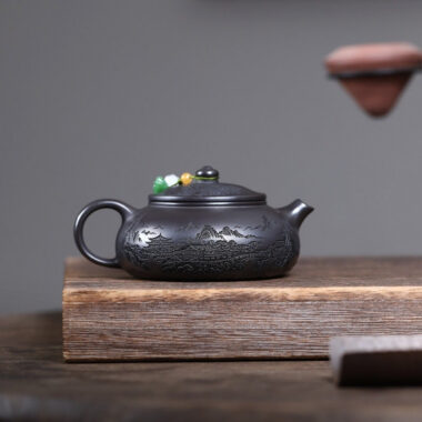 Yixing Zisha Teapot [Magnificent Landscapes] (Shi Huang – 250ml)
