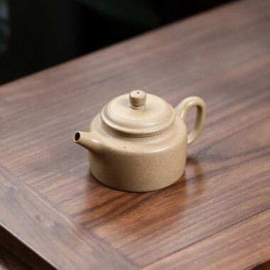 Yixing Zisha Teapot [De Zhong] (Bensan Lu Ni/Jiang Po Ni/Zi Ni – 170ml)