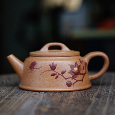 Full Handmade Yixing Zisha Teapot [Yu Zhao Pot] (Wucai Lao Duan Ni – 170ml)