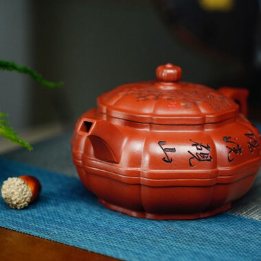 Full Handmade Yixing Zisha Teapot [Yudai Pot] (Zhu Ni – 360ml)