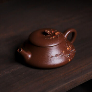 Full Handmade Yixing Zisha Teapot [Xiao Yao] (Zi Ni – 110ml)