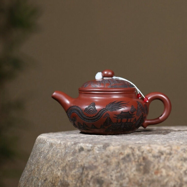 Yixing Zisha Teapot [Dragon Fanggu] (Long Xue Sha – 340ml)