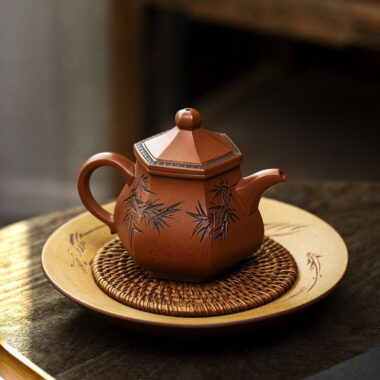 Full Handmade Yixing Zisha Teapot [Qing Feng Xu Lai] (Ge Zi Ni – 300ml)