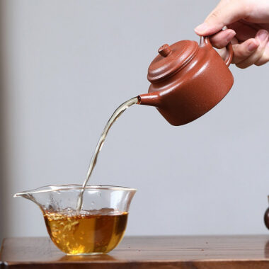 Yixing Zisha Teapot [De Zhong] (Bensan Lu Ni/Jiang Po Ni/Zi Ni – 170ml)