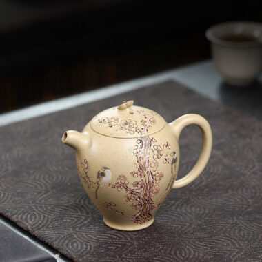 Full Handmade Yixing Zisha Teapot [Ta Xue Xun Mei] (Bensan Lu Ni – 150ml)