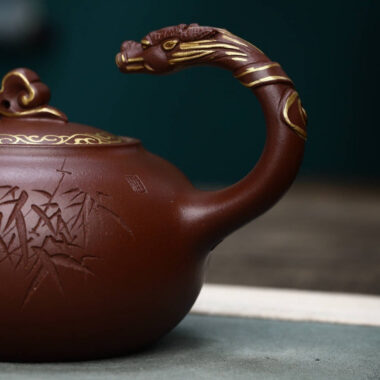 Full Handmade Yixing Zisha Teapot [Dragon Pot] (Di Cao Qing – 300ml)