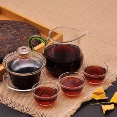 2008 Yunnan Menghai Qizi Shu Puer Tea Cake [Lao Pu-er]